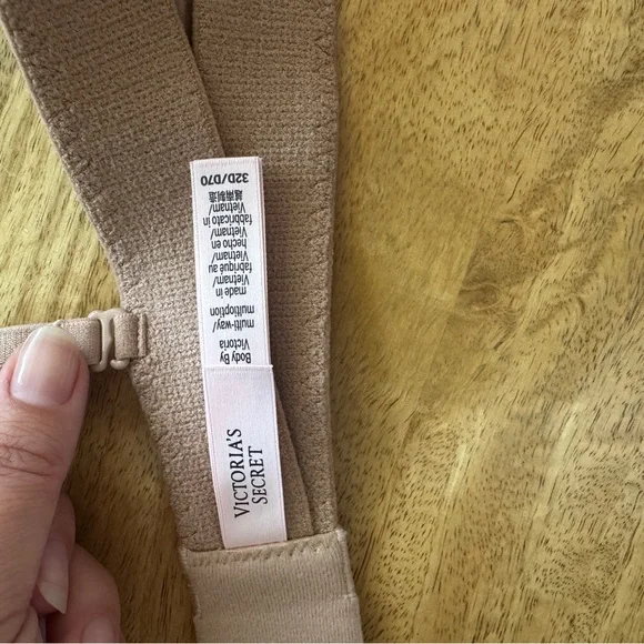 Victorias Secret Lightly Lined Smooth Strapless Bra - Picture 3 of 4